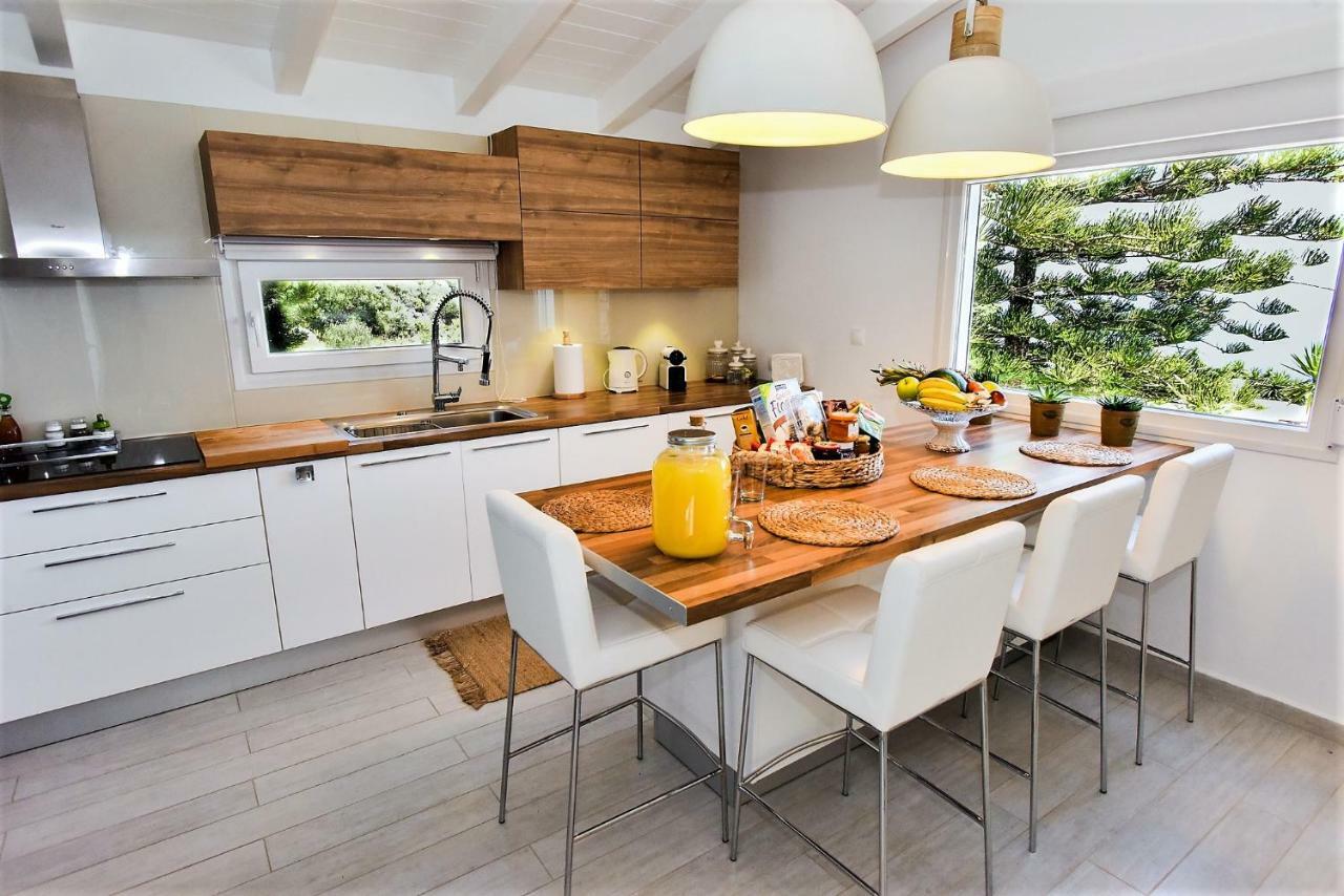 Villa Rodea Rodhiá Eksteriør billede